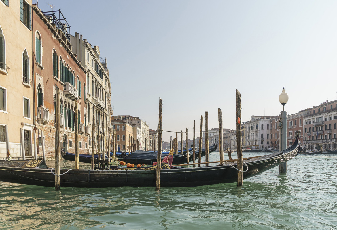 Traghetto San Beneto - Ormeggi in Canal Grande